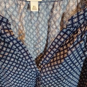 Sonoma 3/4 length sleeve v-neck